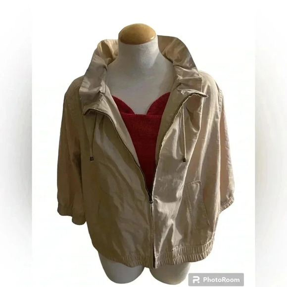 $10 BUNDLE DEAL 🎉🎉Crop jacket woman’s xlarge 3/4 sleeves,zip, ruffle collar - Picture 1 of 7